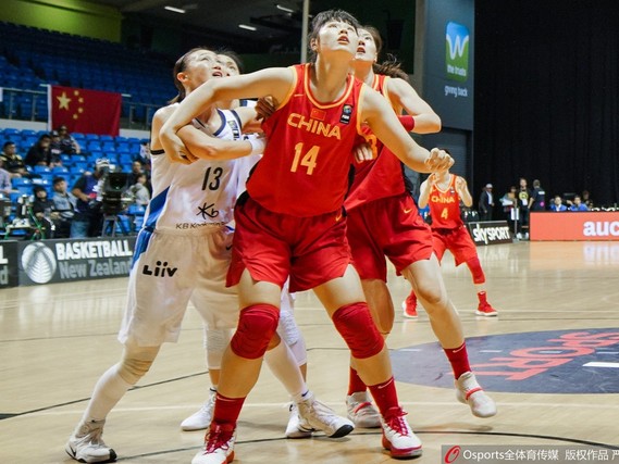 中国女篮vs捷克84-74：王思雨末节连得9分锁定世界杯门票