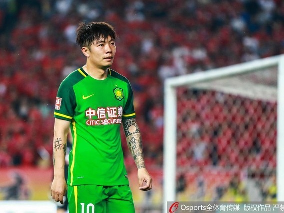 京鲁大战：泰山主场2-1绝杀国安，克雷桑传射助积分清零