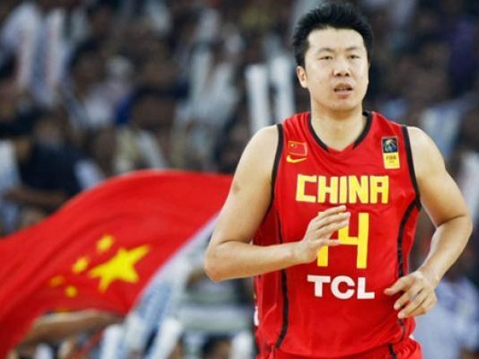王治郅vs诺维茨基：同一起跑线，不同终点线